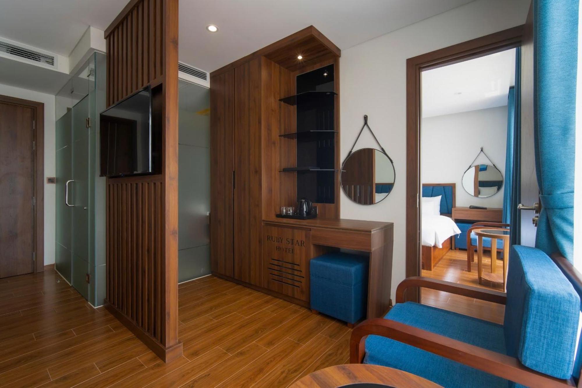 Hotel Ruby Star Đà Nẵng Extérieur photo